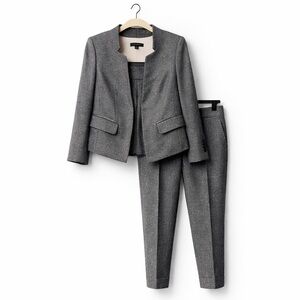 Ann Taylor Gray Tweed Suit Set Size 2 – Blazer Size 4 & Slim Ankle Pants Career